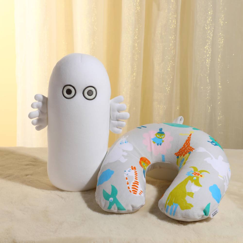 Hattifattener Travel Pillow White - The Official Moomin Shop