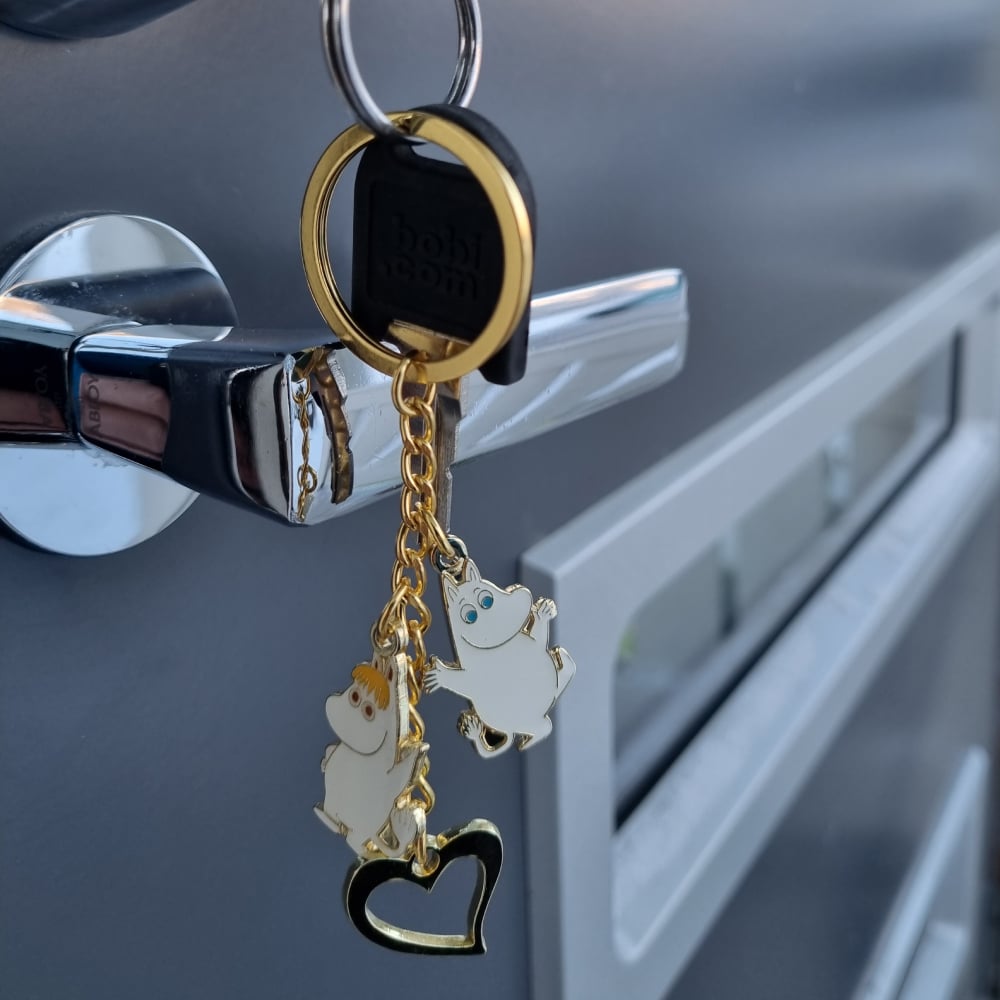 Moomintroll & Snorkmaiden Heart Metal Keyring - The Official Moomin Shop