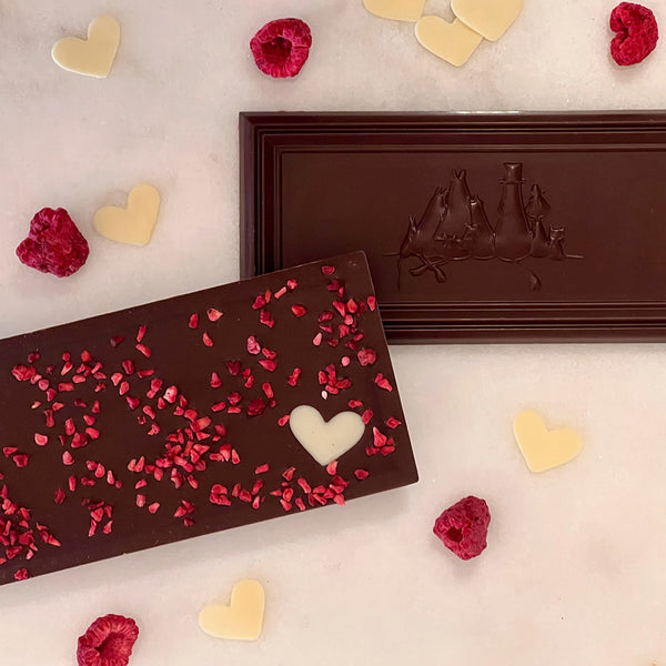Moomin Love Dark Chocolate & Raspberry 70g - The Official Moomin Shop