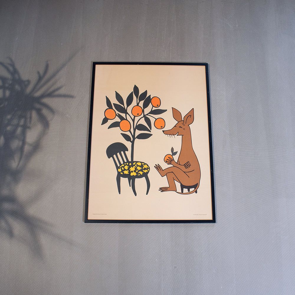 Sniff&#39;s Oranges Poster Beige - Nordicbuddies - The Official Moomin Shop