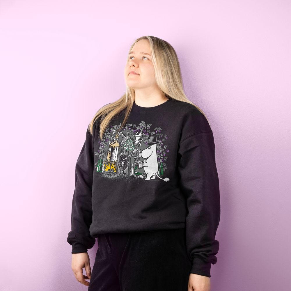 Moominpappa Dynamite Sweatshirt Black - The Official Moomin Shop