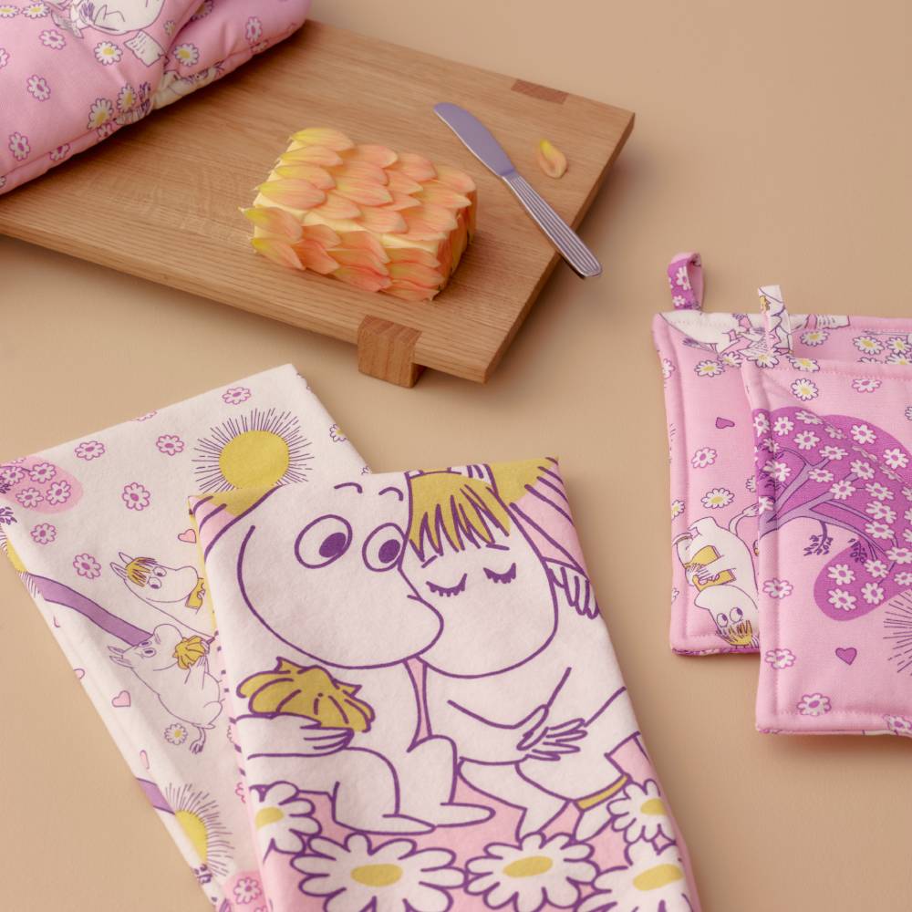 Moomin Sweethearts Pot Holders 2-set Pink - The Official Moomin Shop
