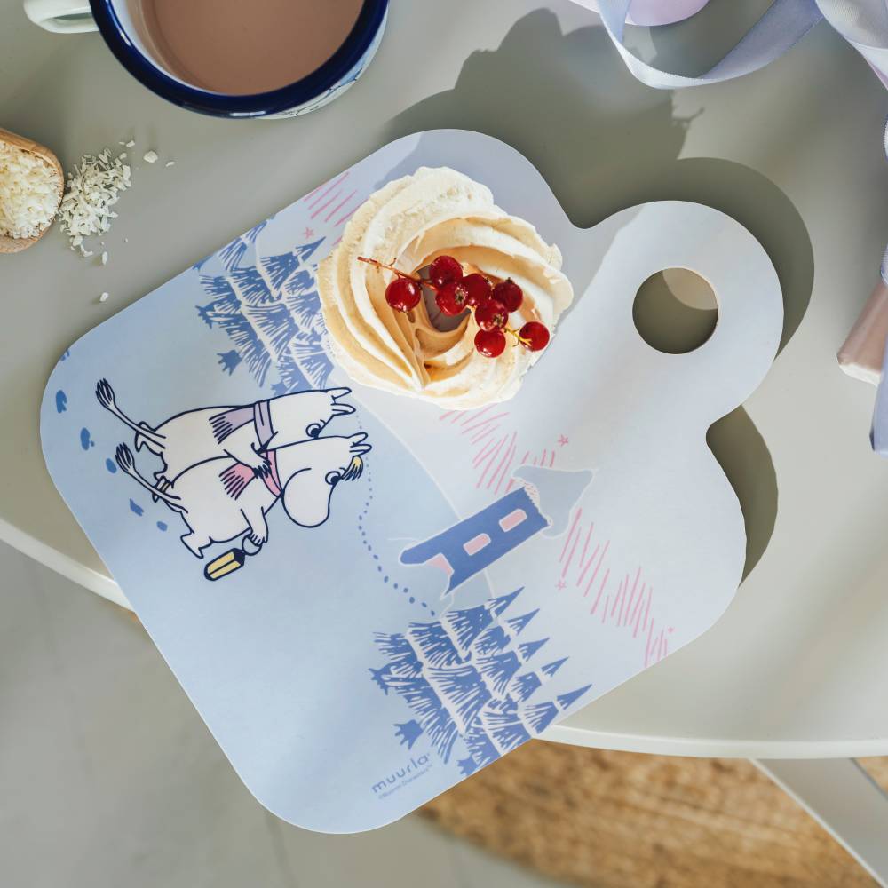Moomin Frosty Day Chop & Serve Board 20x25cm - The Official Moomin Shop