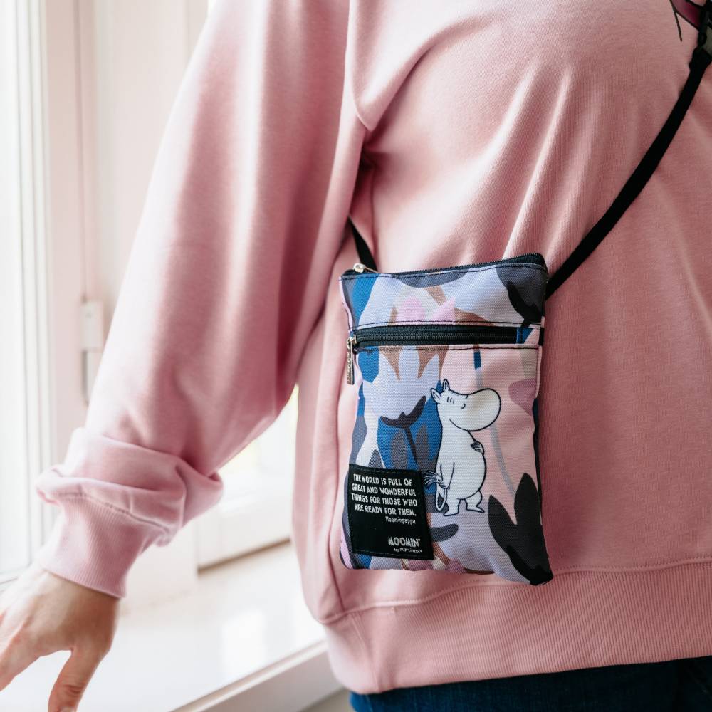 Moomintroll Cute Passport Bag - Martinex - The Official Moomin Shop