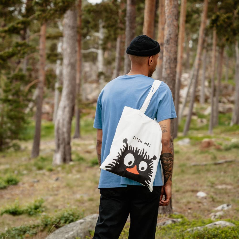 Stinky Catch Me Eco Totebag - Martinex - The Official Moomin Shop