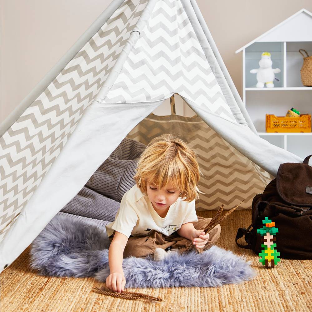 Snufkin Toy Tube 15pcs - The Official Moomin Shop