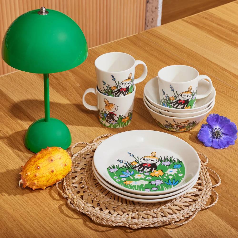 Little My and Meadow Plate - Moomin Arabia - The Official Moomin Shop
