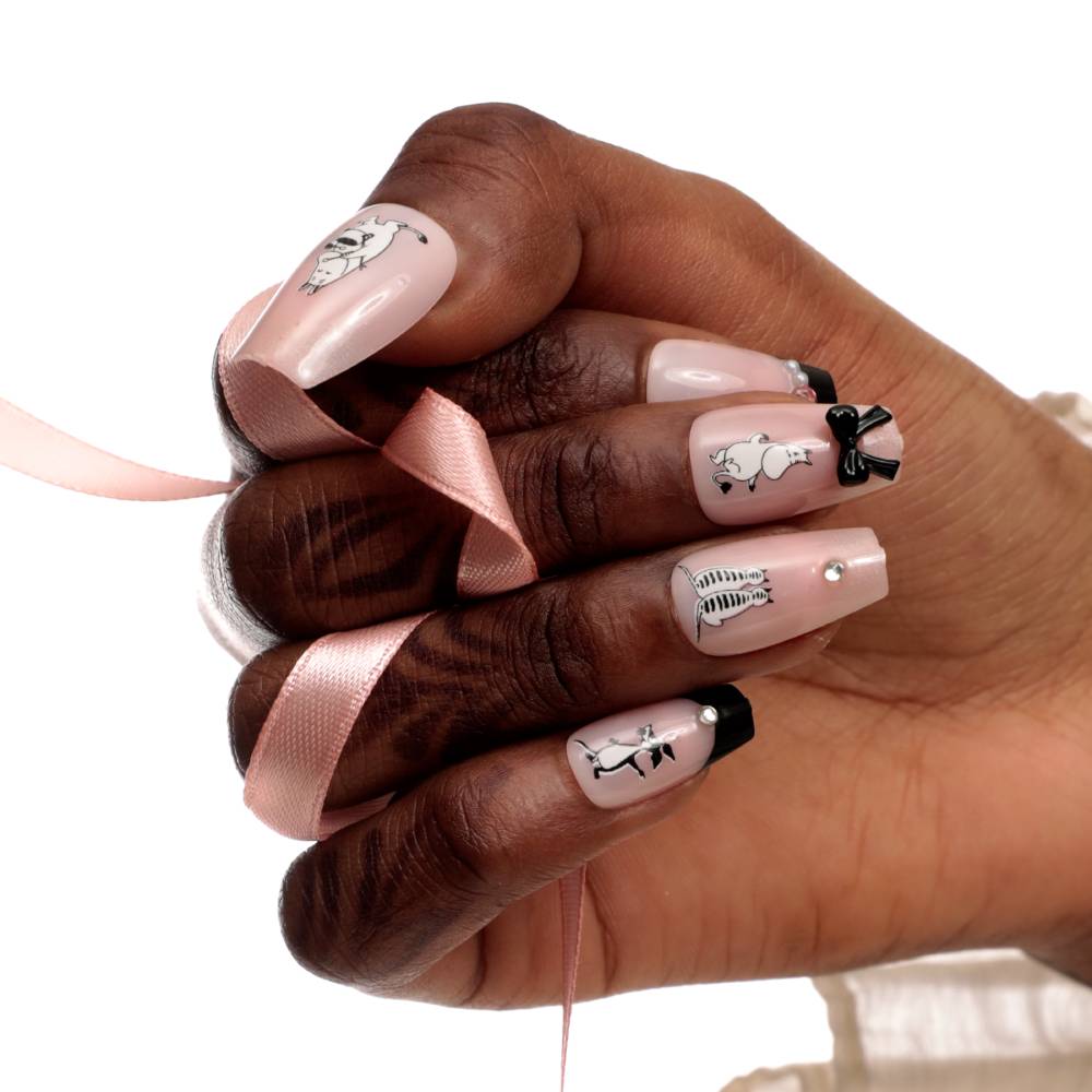 Moomin PinkNoir Press-on Nails Pink - The Official Moomin Shop