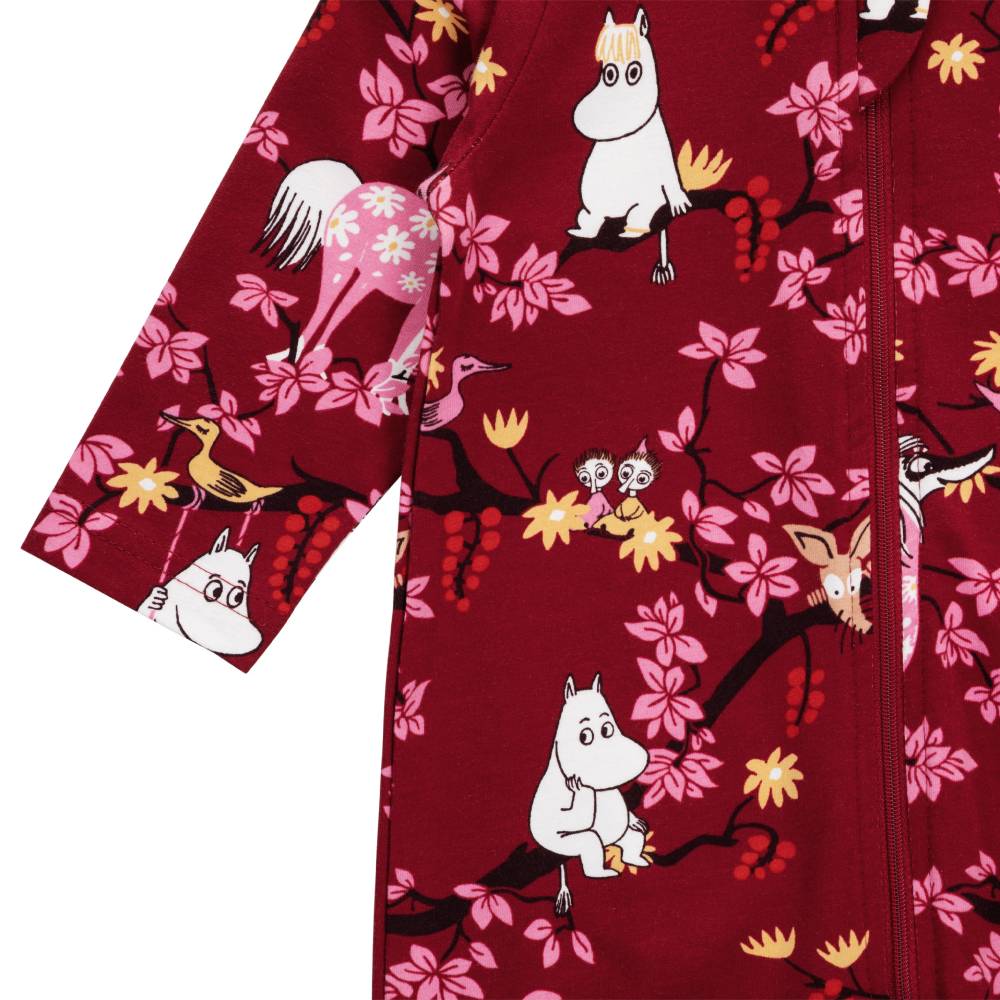 Moomin Climbing Tree Pyjamas Burgundy - The Official Moomin Shop