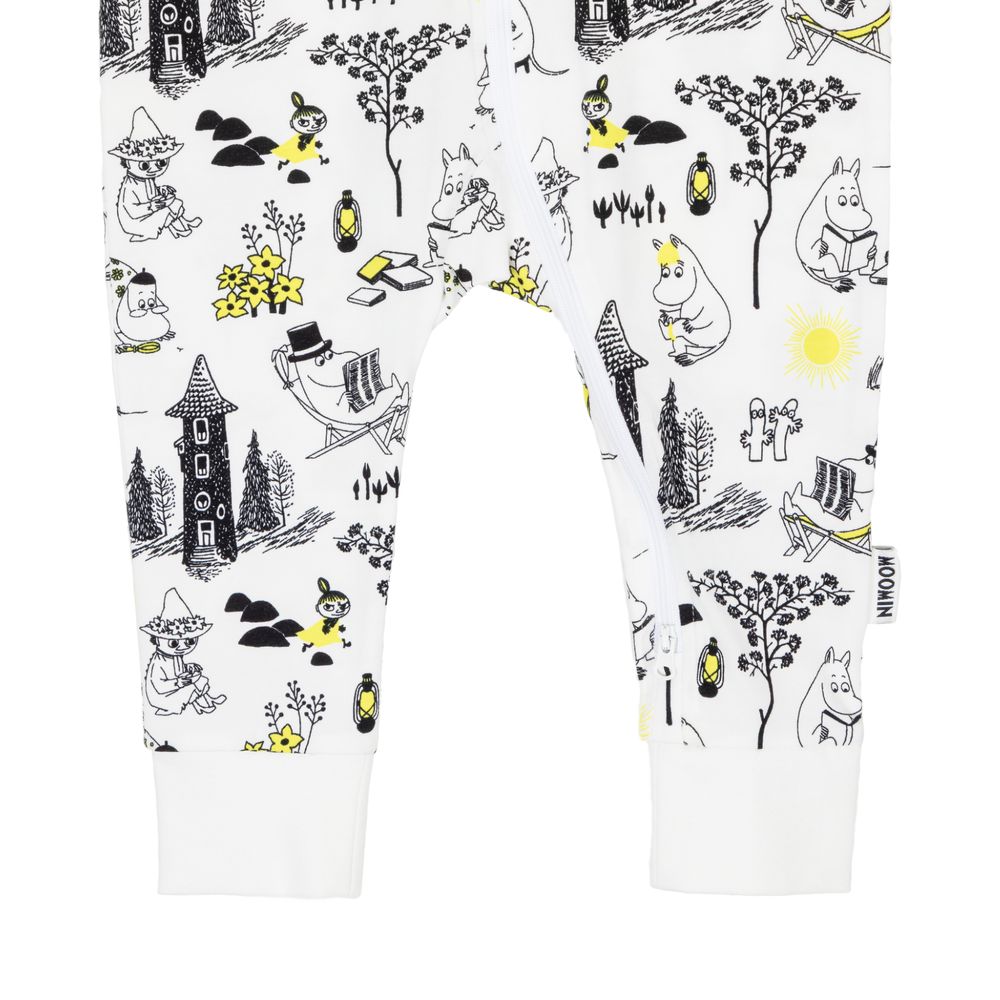 Moomin Laziness Pyjamas B&W - The Official Moomin Shop