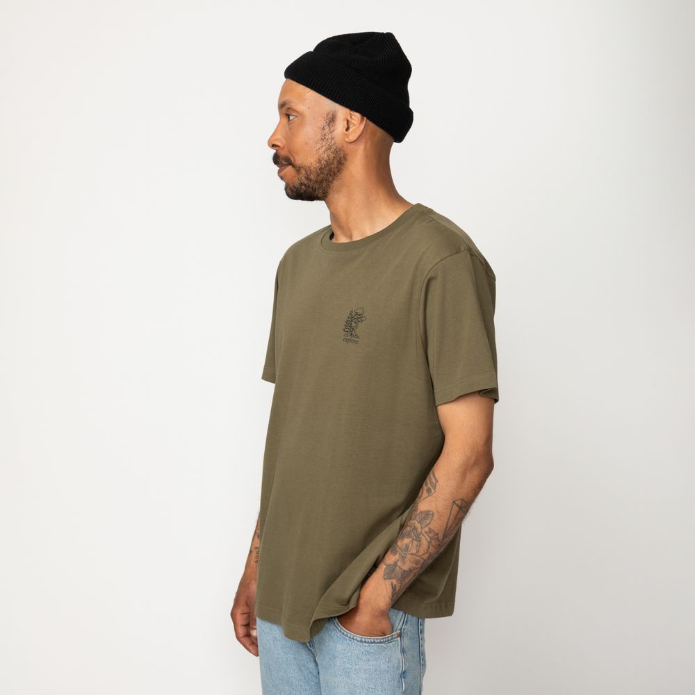 Snufkin Explore T-Shirt Green - The Official Moomin Shop