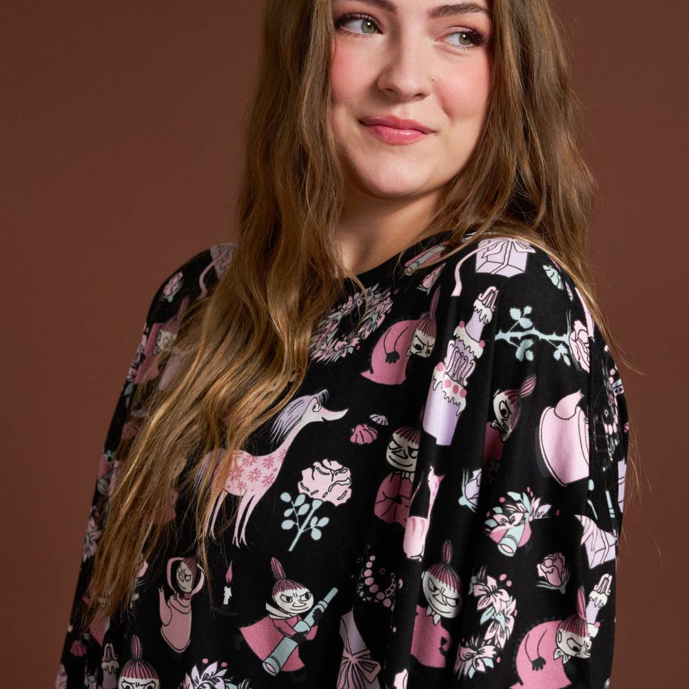 Little My Party Sleep Shirt Black - The Official Moomin Shop