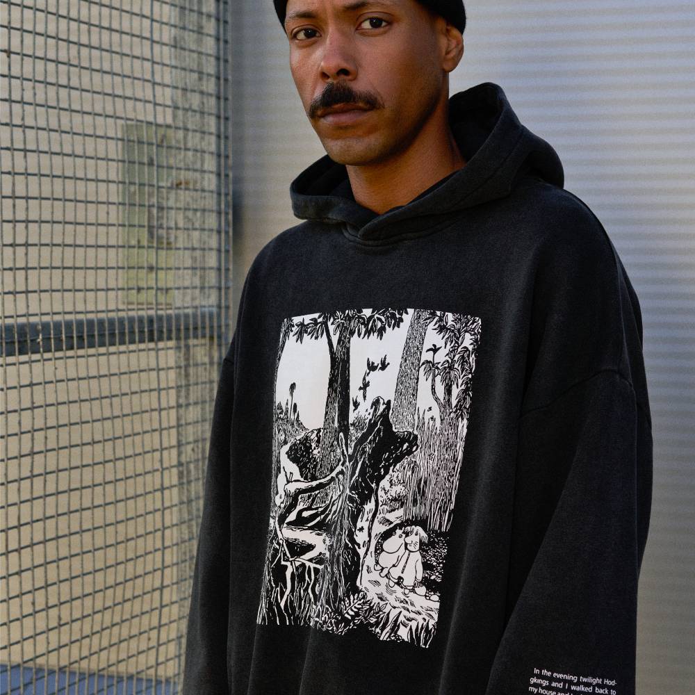 Moominpappa First Friend Hoodie Black - The Official Moomin Shop