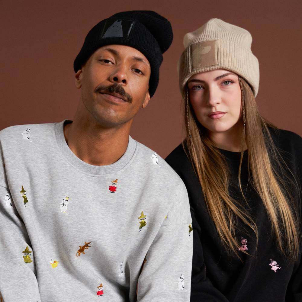 Moomintroll Angry Knitted Beanie Black - The Official Moomin Shop
