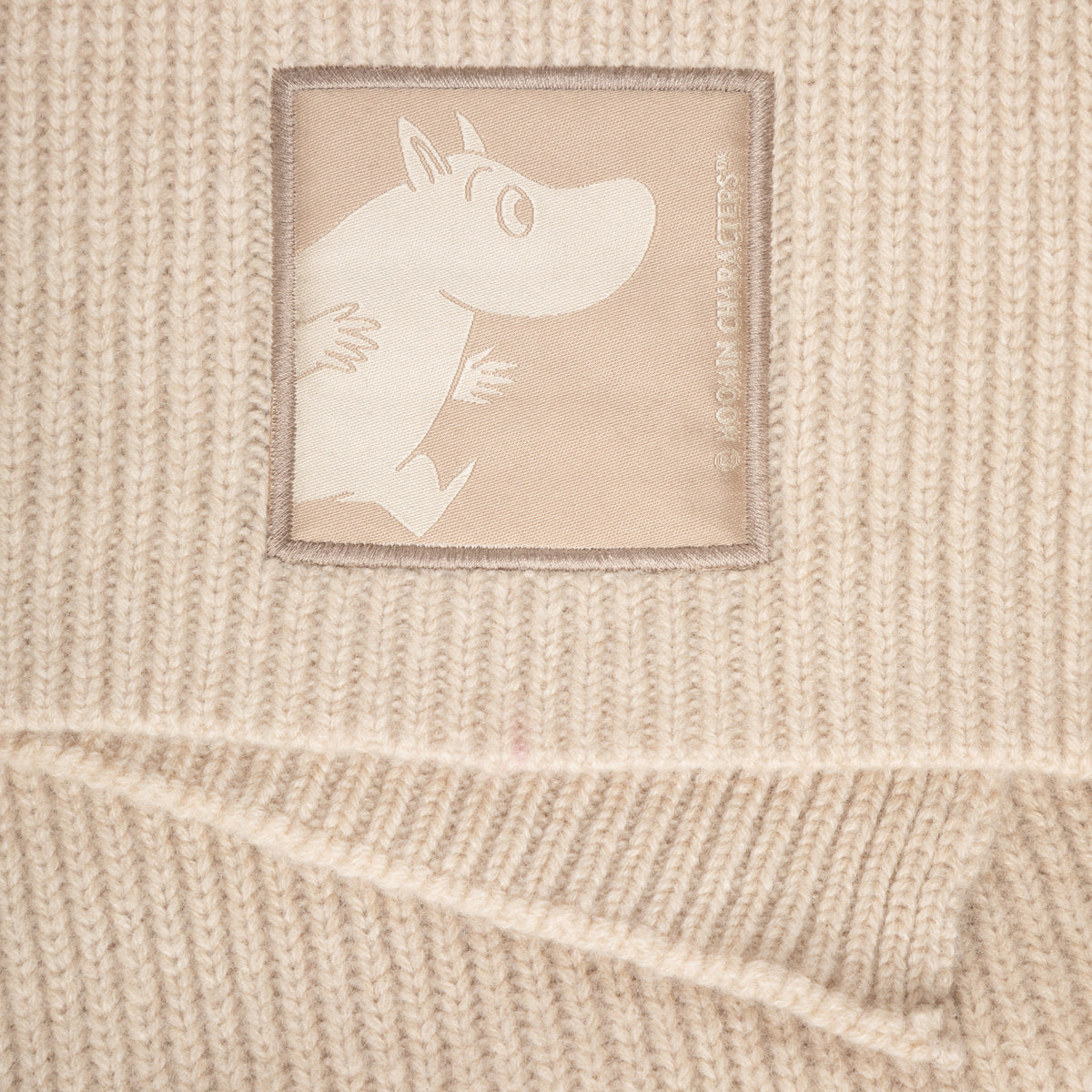 Moomintroll Knitted Scarf Beige - The Official Moomin Shop