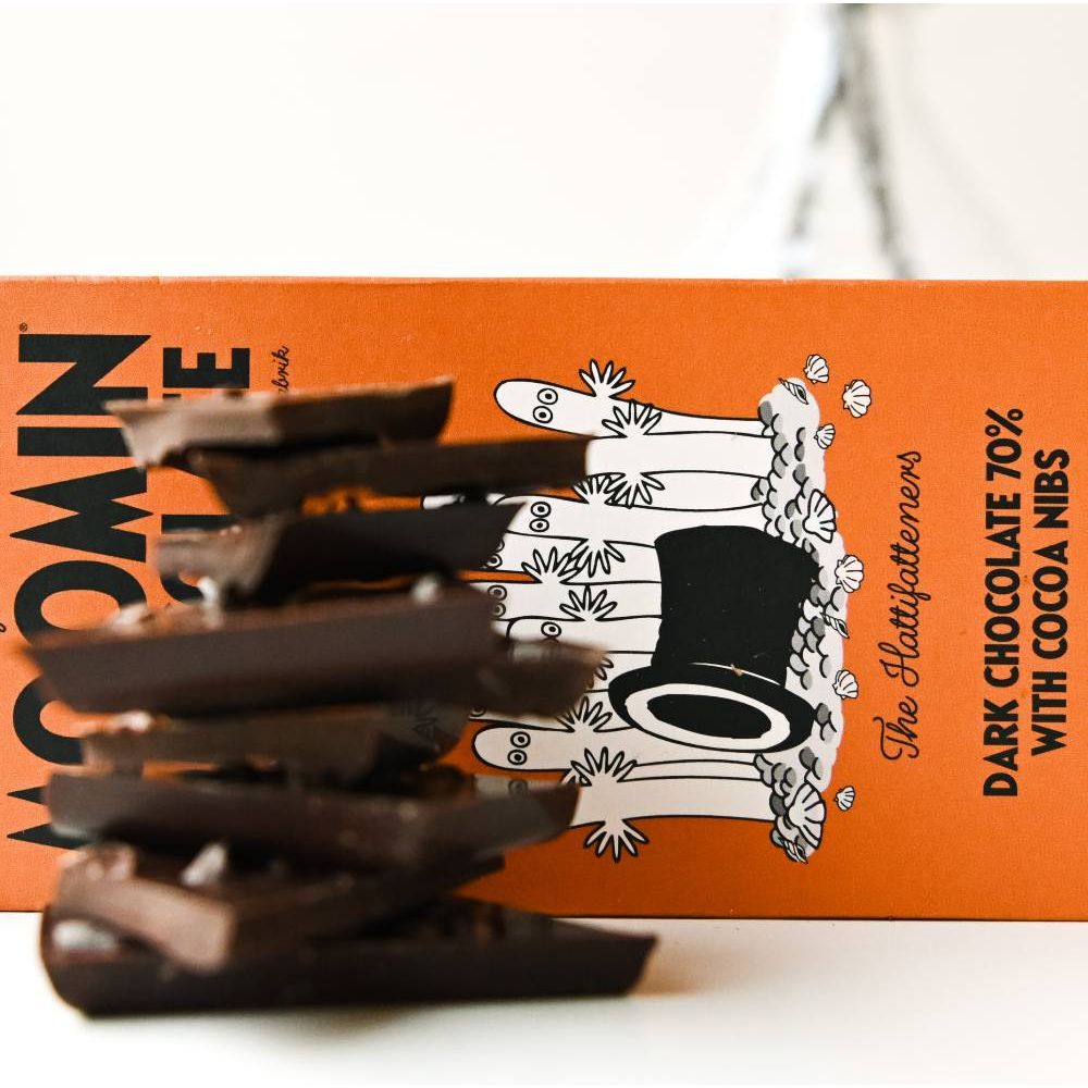 Hattifatteners Dark Chocolate & Cocoa Nibs 70g - The Official Moomin Shop