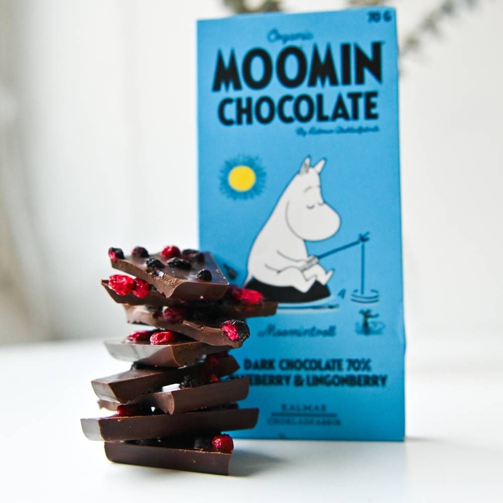 Moomintroll Dark Chocolate with Lingonberry and Blueberry - Kalmar Chokladfabrik - The Official Moomin Shop