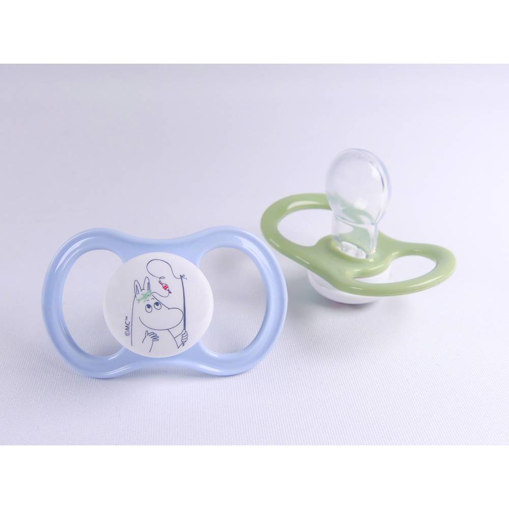 Moominmamma &amp; Moomintroll 2-pack Pacifier Set- Esska - The Official Moomin Shop