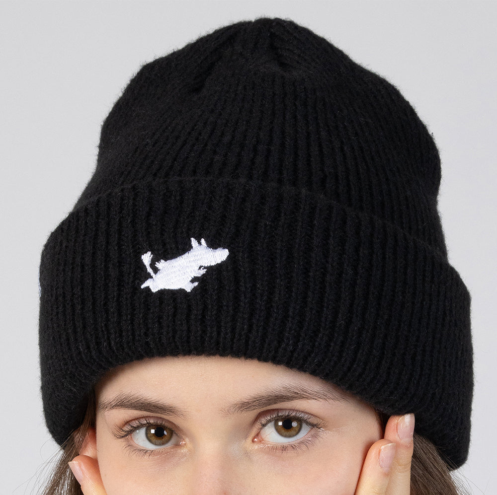 Moomintroll Running Adults Beanie Black - Nordicbuddies - The Official Moomin Shop