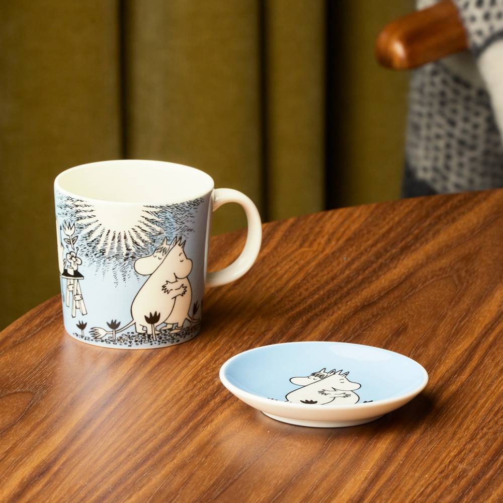 Moomin Blue Love Mug &amp; Mini Plate - Moomin Arabia - The Official Moomin Shop