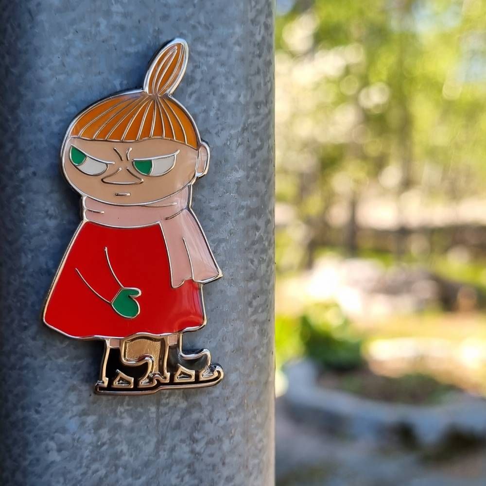 Little My skating Magnet - TMF Trade - The Official Moomin Shop