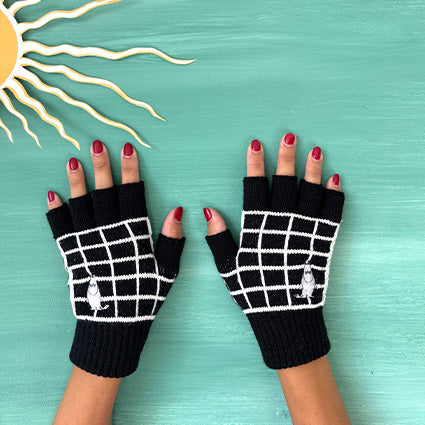 Moomintroll Angry Fingerless Gloves - The Official Moomin Shop