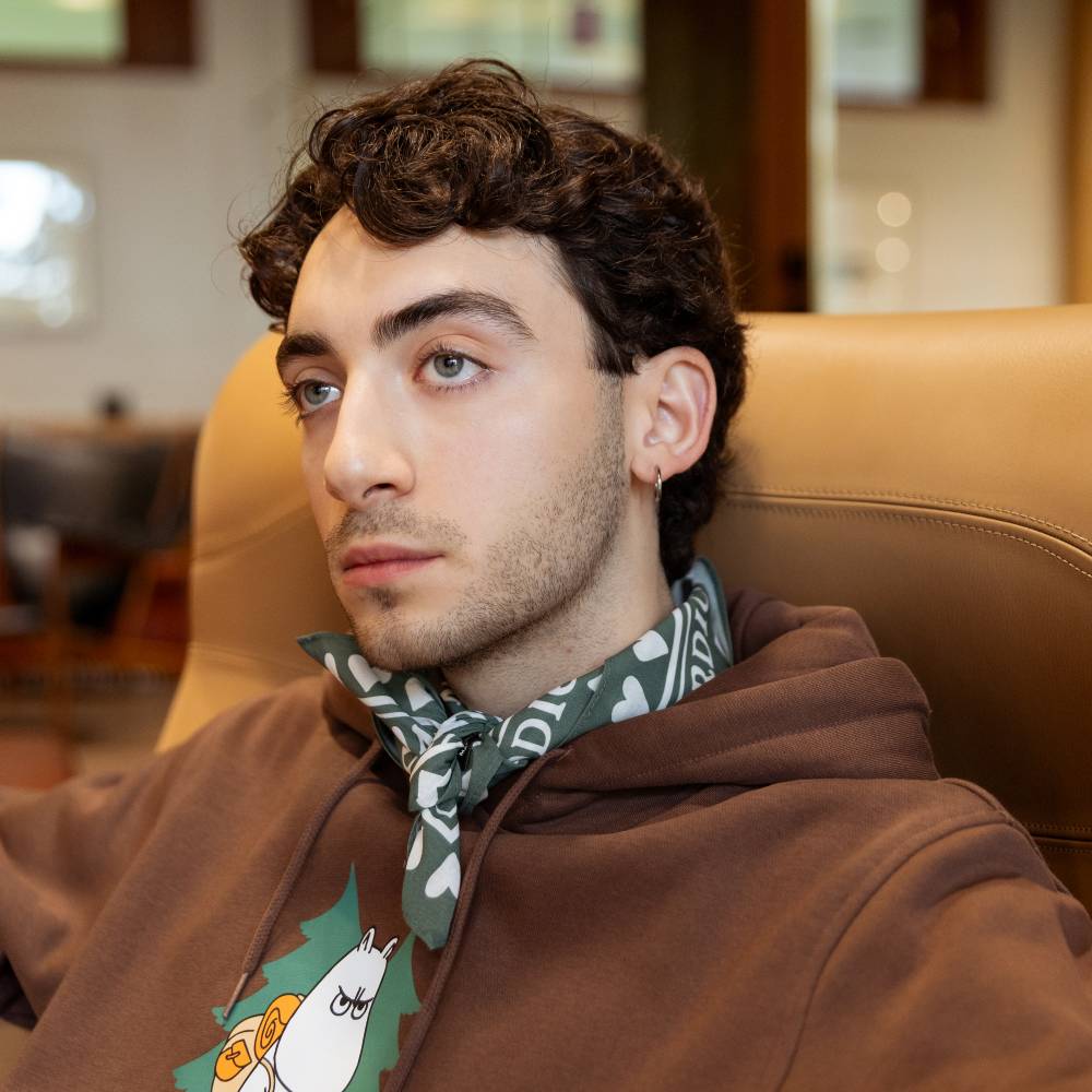 Moomintroll & Snorkmaiden Scarf Green - The Official Moomin Shop