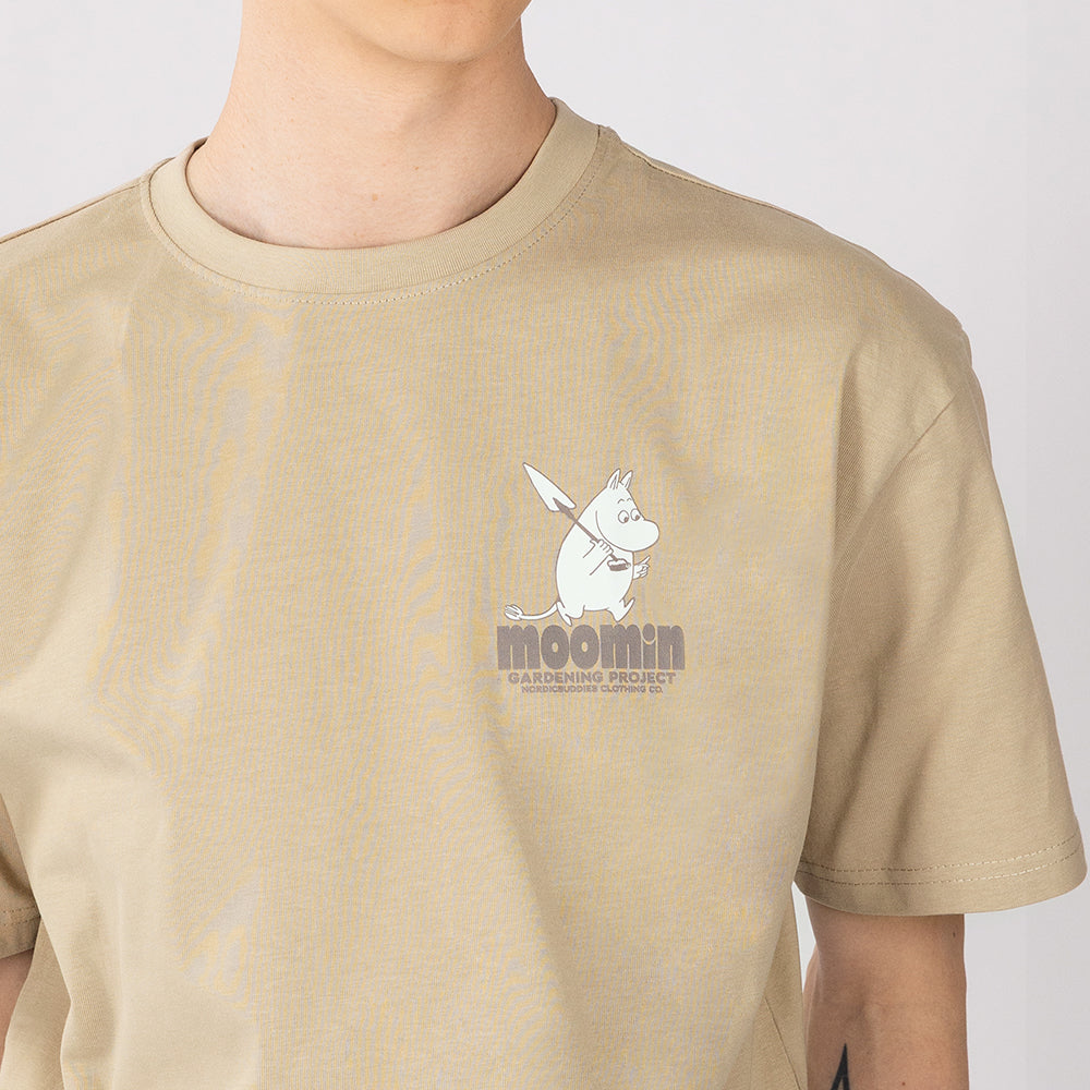 Moomintroll Gardening T-shirt Beige - The Official Moomin Shop