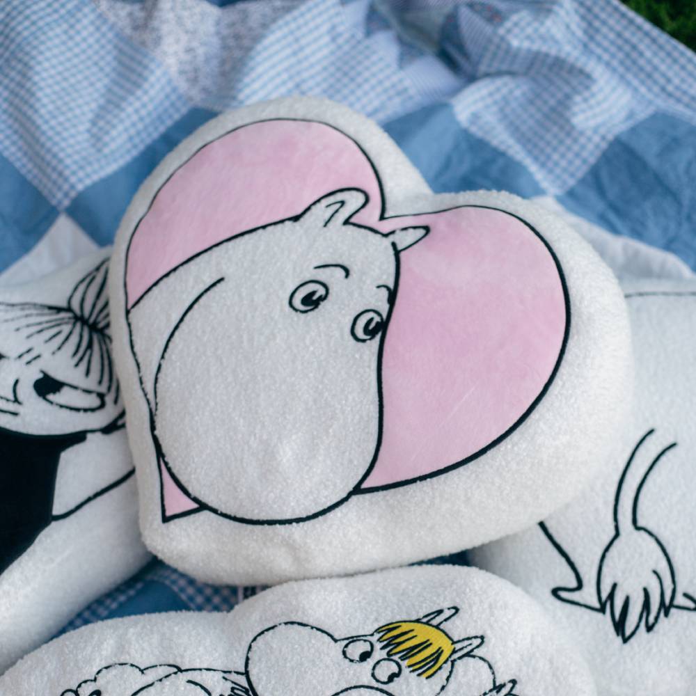 Moomins Love Cushion Pink