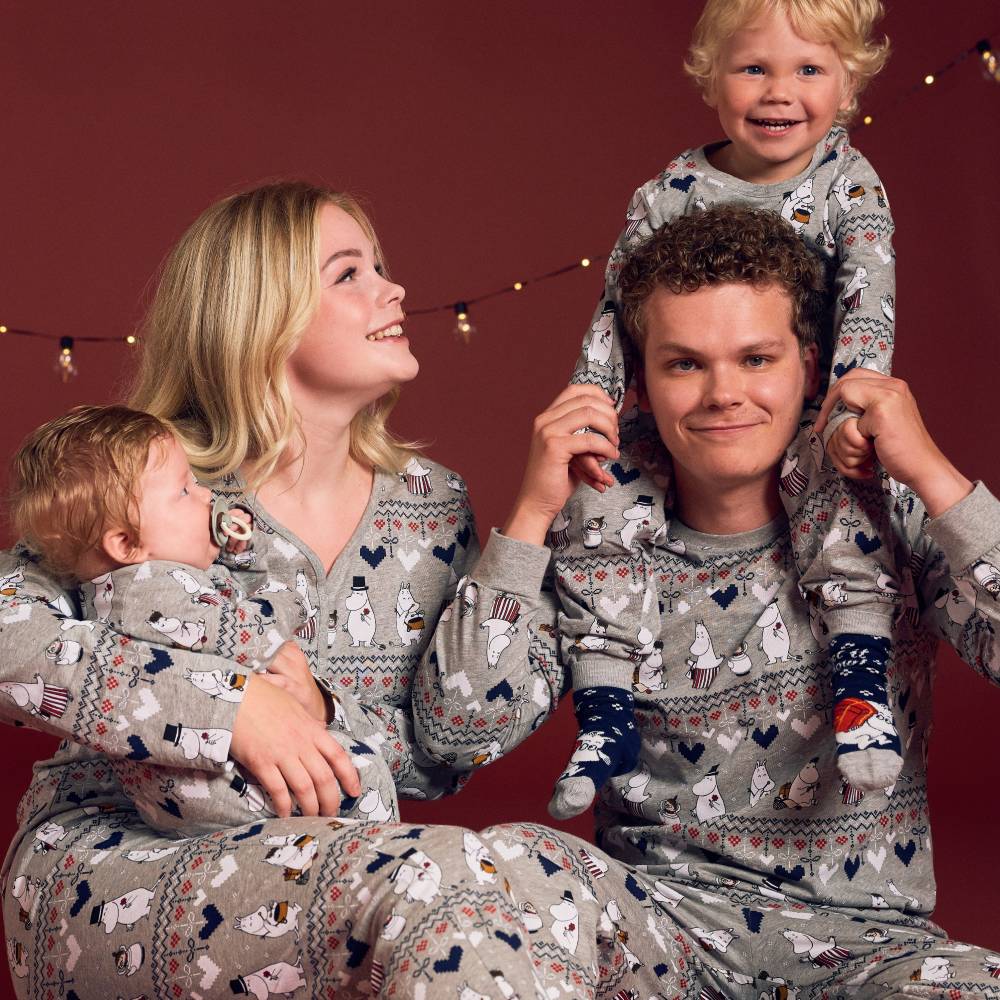 Moomin Winter Heart Kids Pyjamas Grey - The Official Moomin Shop