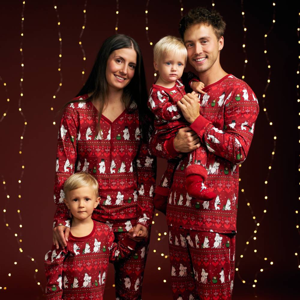 Moomin Winter Heart Pyjamas for Family Bundle
