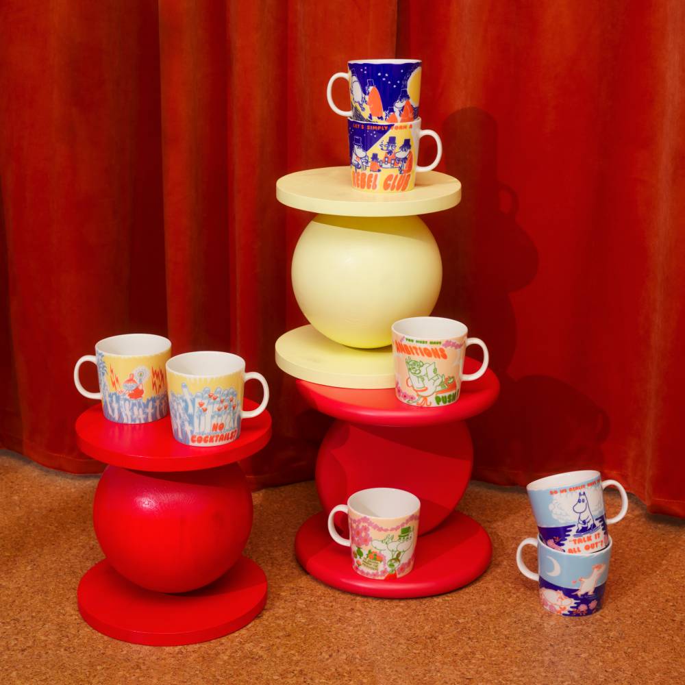 Moomin Party Queue Mug 0,4L - The Official Moomin Shop