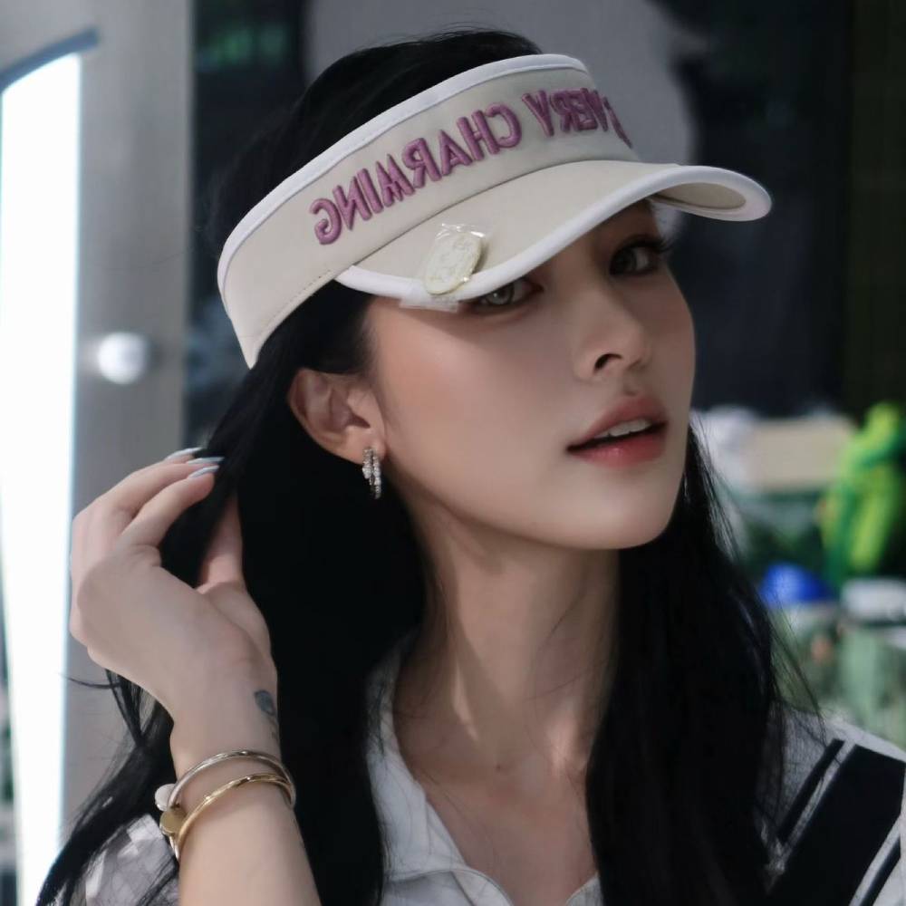 Moominmamma Golf Cap Beige - The Official Moomin Shop
