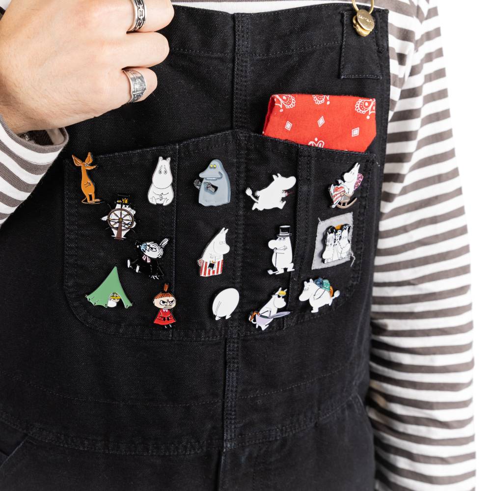 Moomintroll Sad Pin Badge White