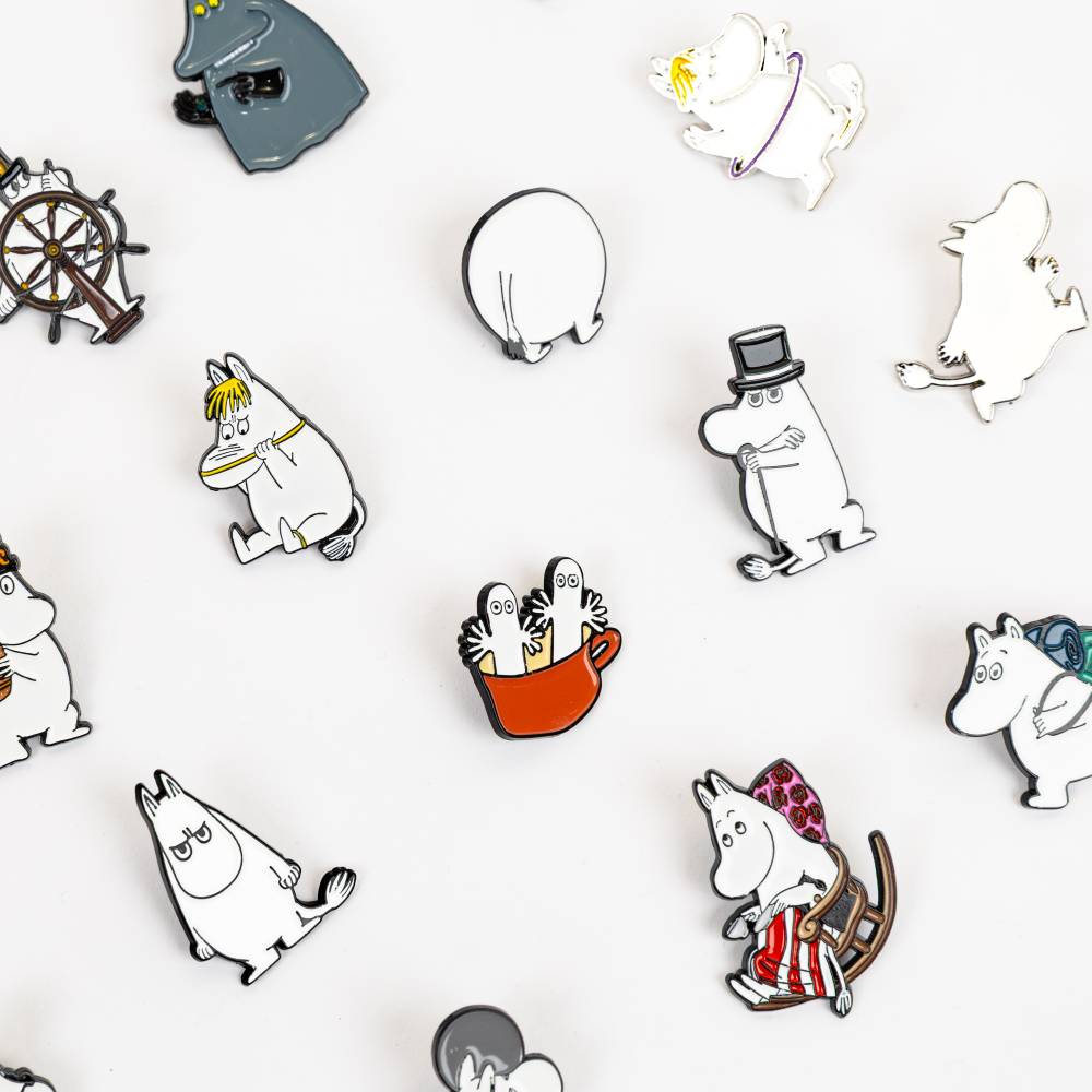 Snorkmaiden Pin Badge White