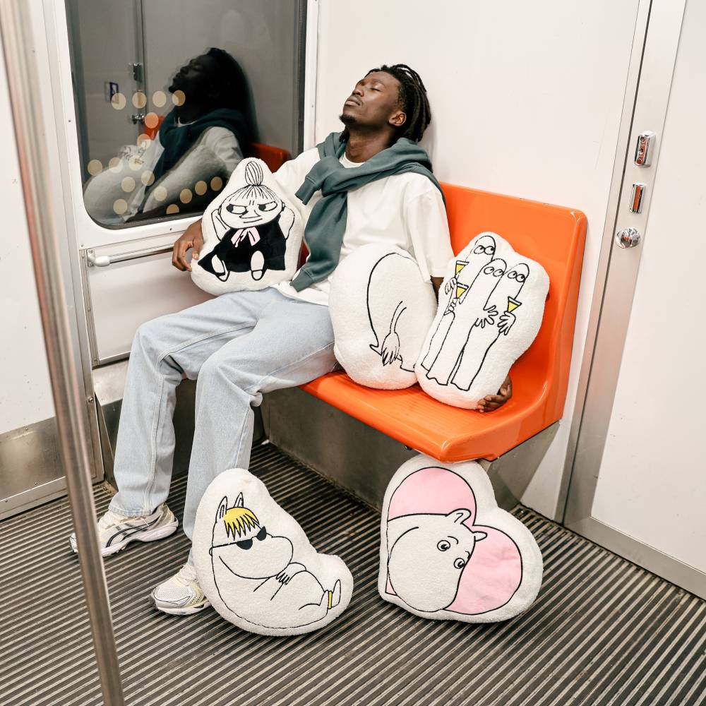 Moomintroll Butt Cushion White