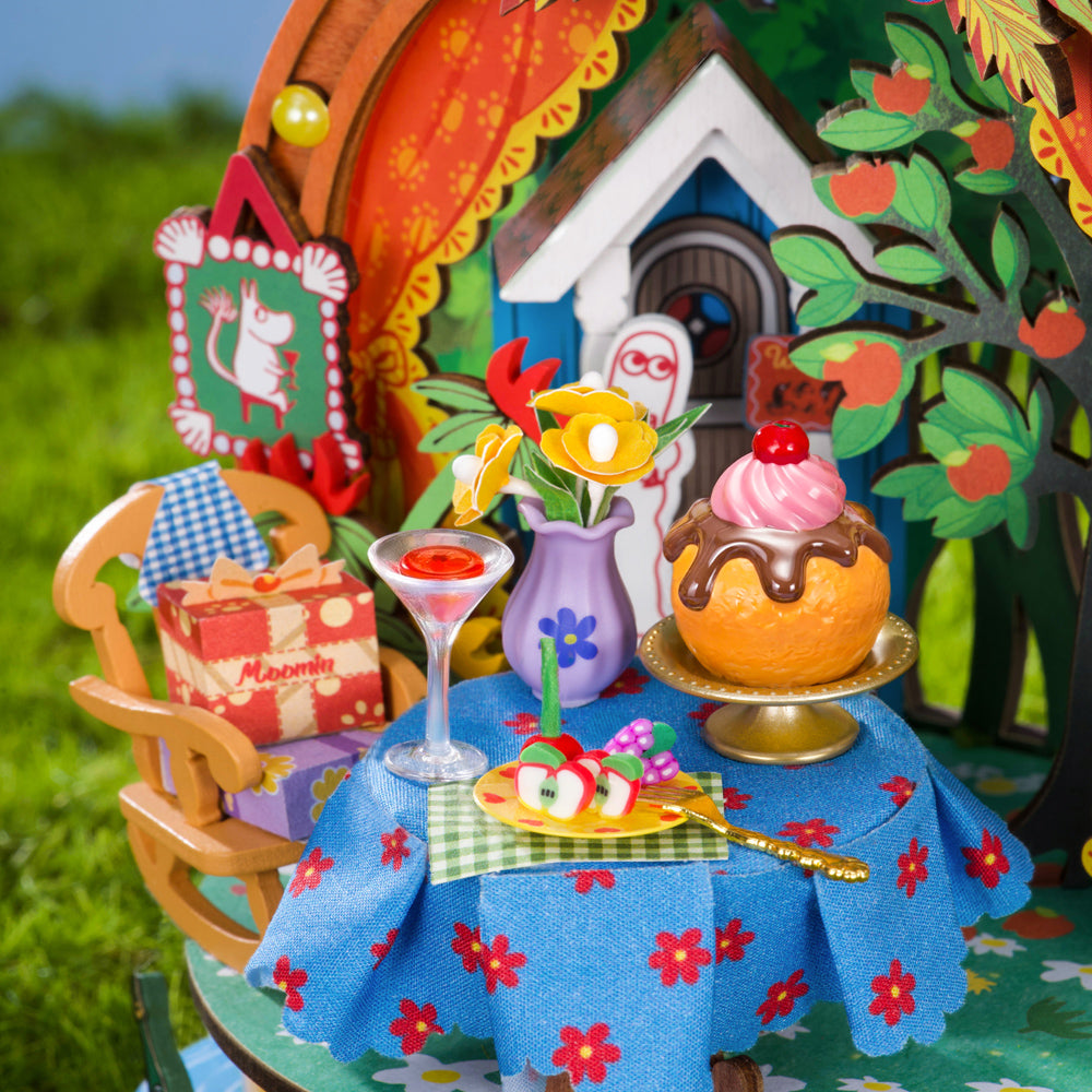 Snorkmaiden's Garden Party DIY 3D Dollhouse - The Official Moomin Shop