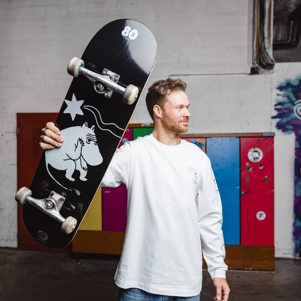 Moomin Thinker Skateboard Black