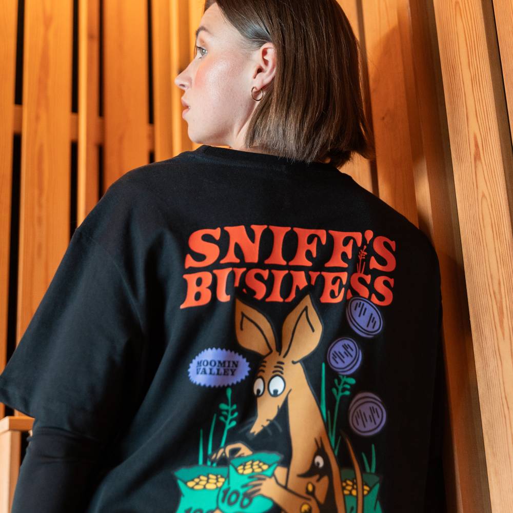 Sniff's Business T-shirt Unisex Black - The Official Moomin Shop