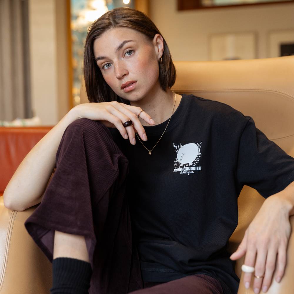 Moomintroll Stone Seeker T-shirt Unisex Black - The Official Moomin Shop