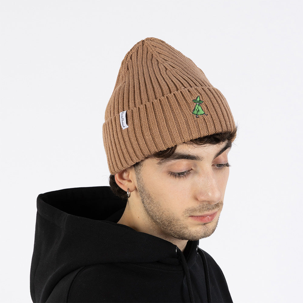 Snufkin Embroidery Beanie Brown - The Official Moomin Shop