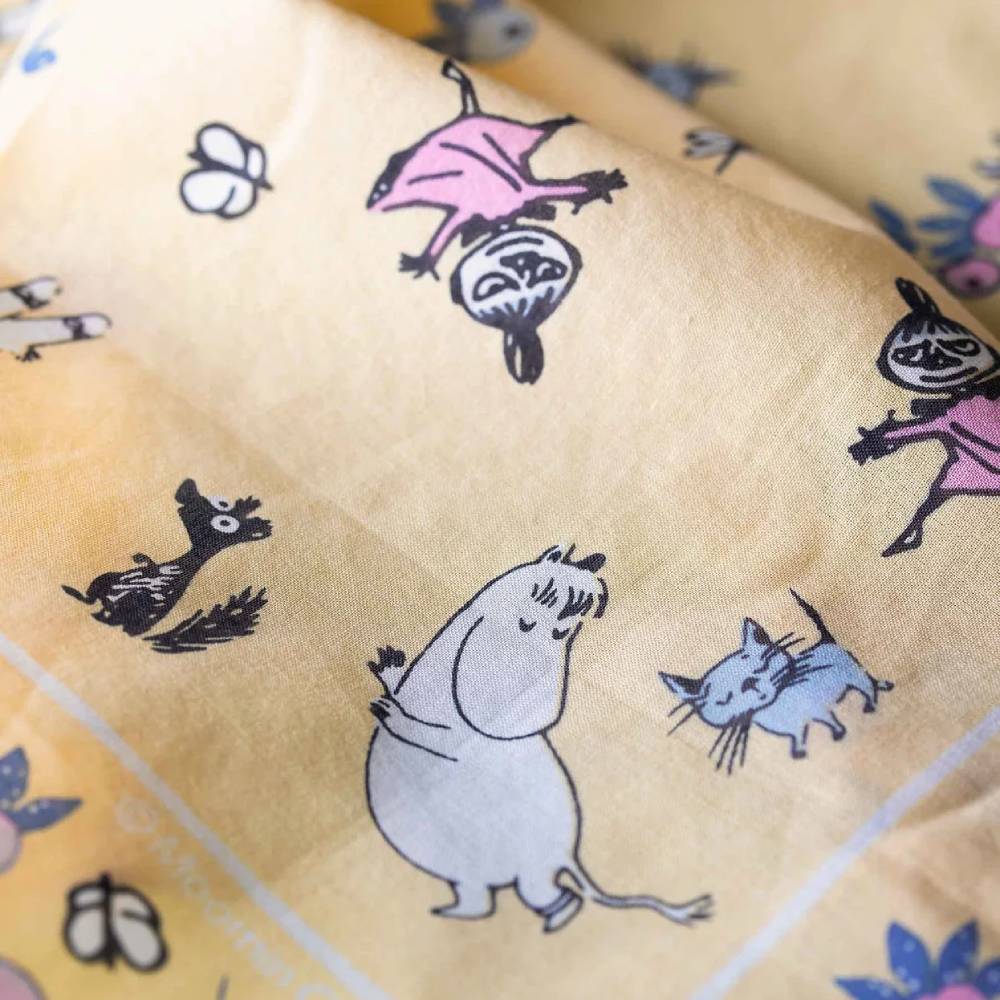 Moomin Apple Garden Handkerchief Yellow - The Official Moomin Shop