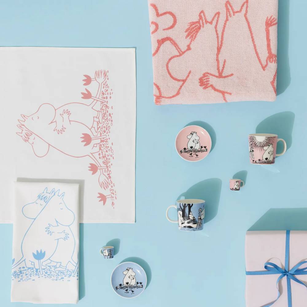 Moomin Love Kitchen Towel Pink 25x25cm - Moomin Arabia - The Official Moomin Shop