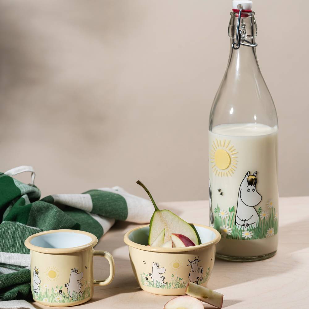 Moomin Meadow Glass Bottle 1L - Muurla - The Official Moomin Shop
