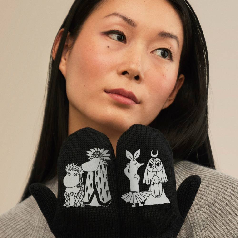 Moomin Jubilee Mittens Black - Moiko - The Official Moomin Shop