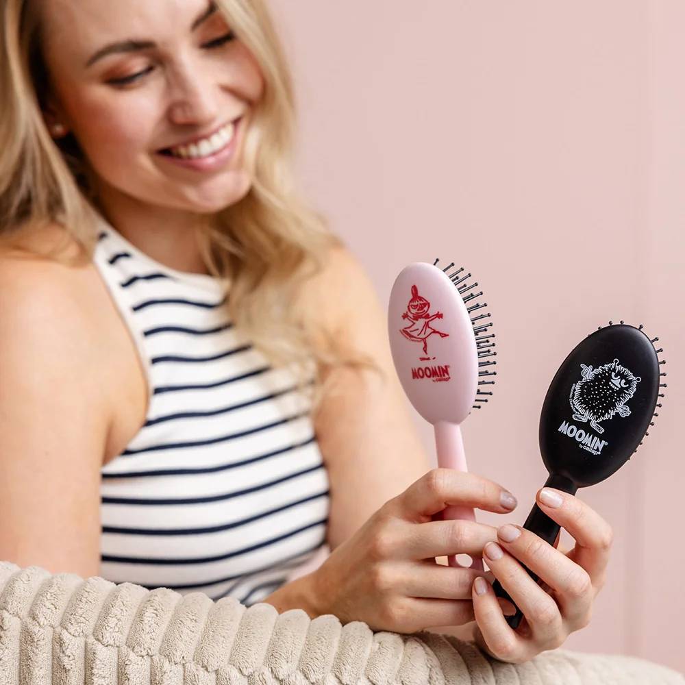 Little My Hairbrush Pink Small - The Official Moomin Shop
