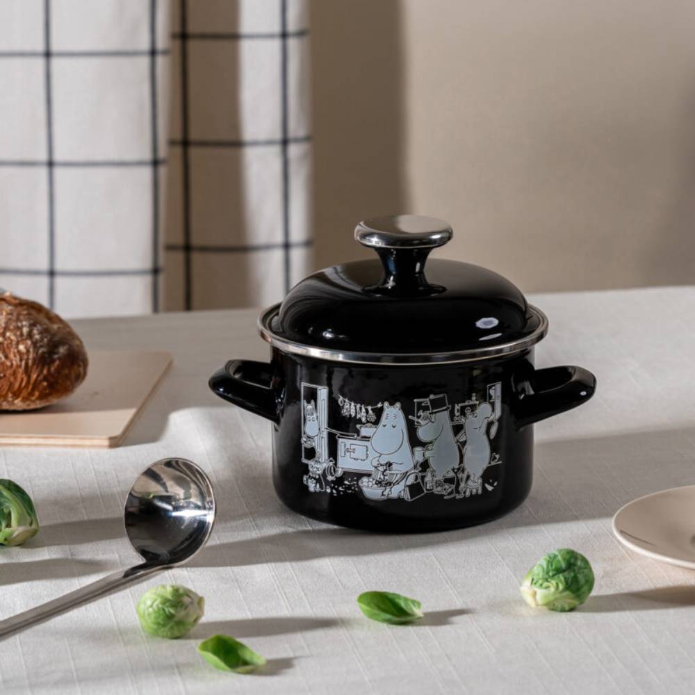 Moomin In the Kitchen Pot  1,5L - Muurla - The Official Moomin Shop