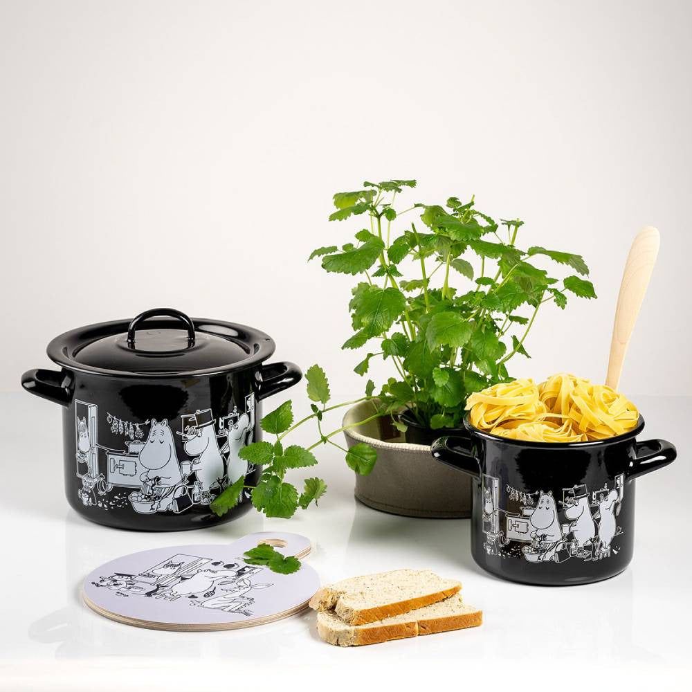 Moomins In The Kitchen 3.5 L Pot With Lid - Muurla - The Official Moomin Shop