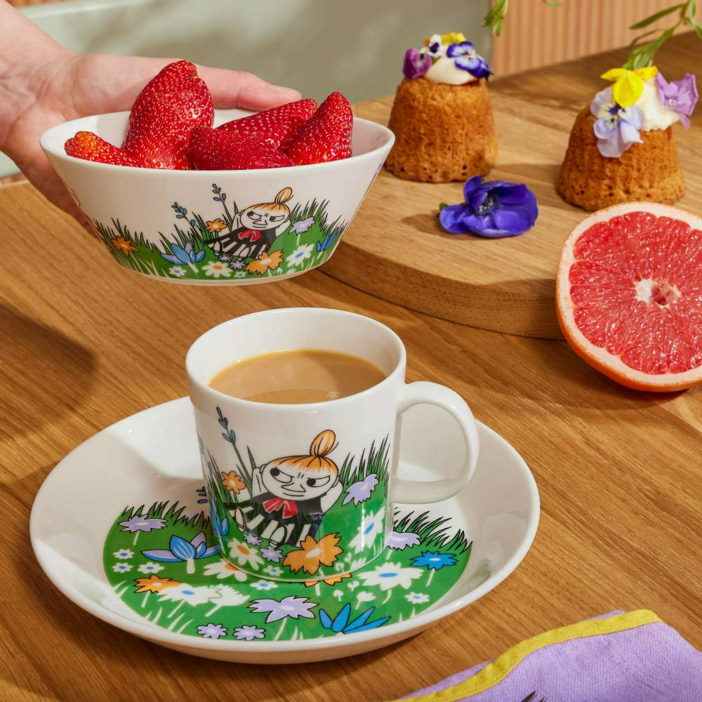 Little My and Meadow Plate - Moomin Arabia - The Official Moomin Shop