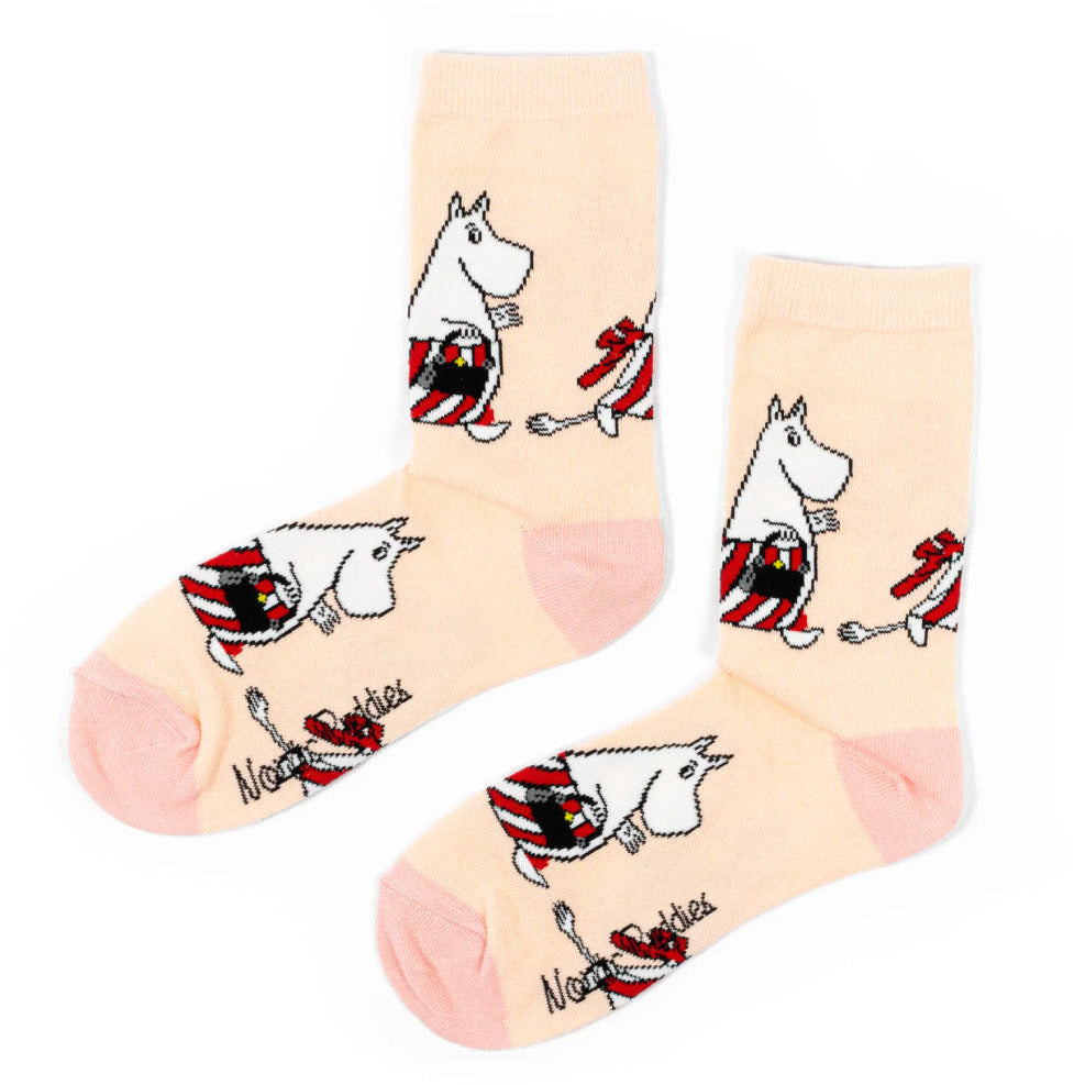 Moominmamma on Errands Socks Pink 36-42 - Nordicbuddies - The Official Moomin Shop